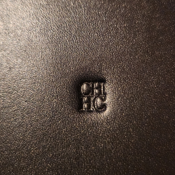 Carolina Herrera Men's Leather Wallet - Picture 4 of 5